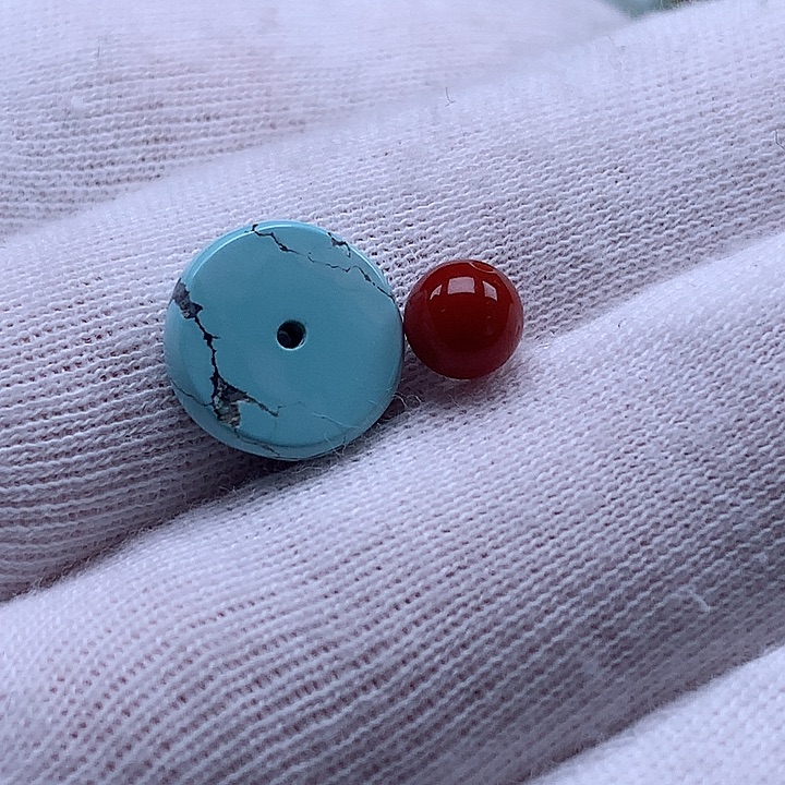 南红玛瑙未镶嵌珠宝奇石