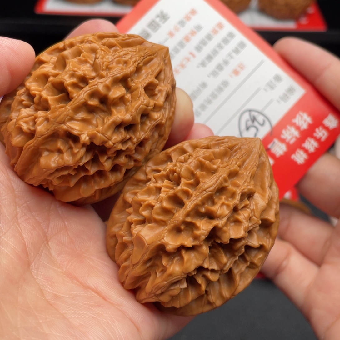 把件文玩核桃招财鼠43克重63