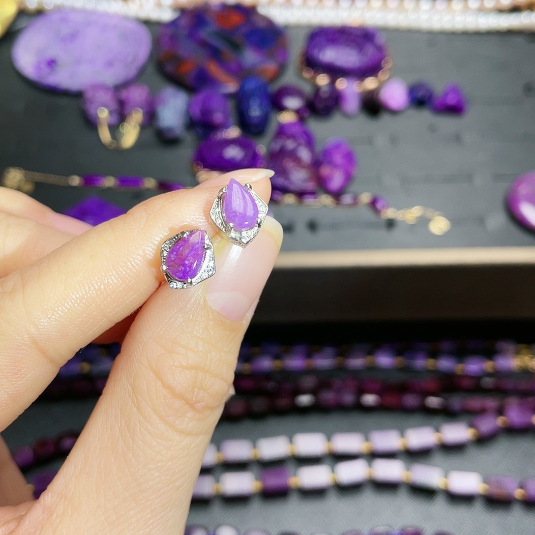 苏纪石（舒俱来）耳钉银S925镶嵌