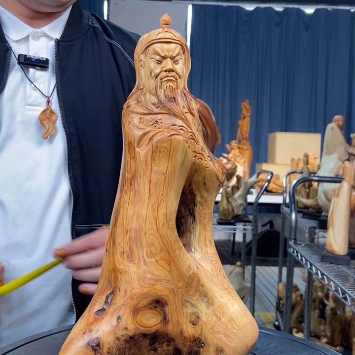 柏木（崖柏）随型摆件