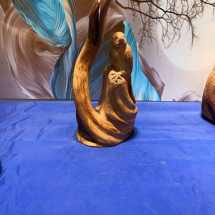 柏木（崖柏）M****金小鸟