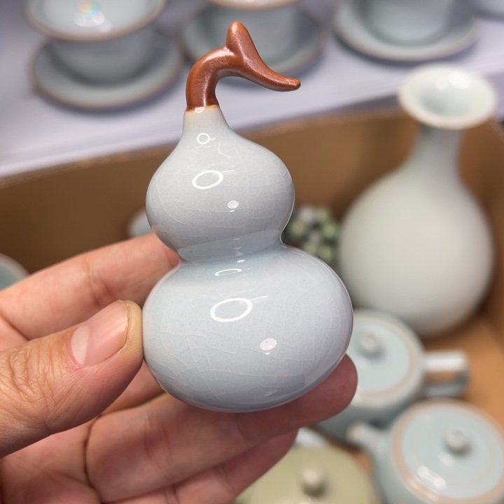 汝州原矿原釉微瑕茶宠