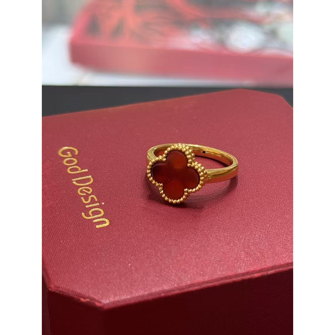 【婷婷专属】18k金红玛瑙四叶戒指 豪华时尚气质