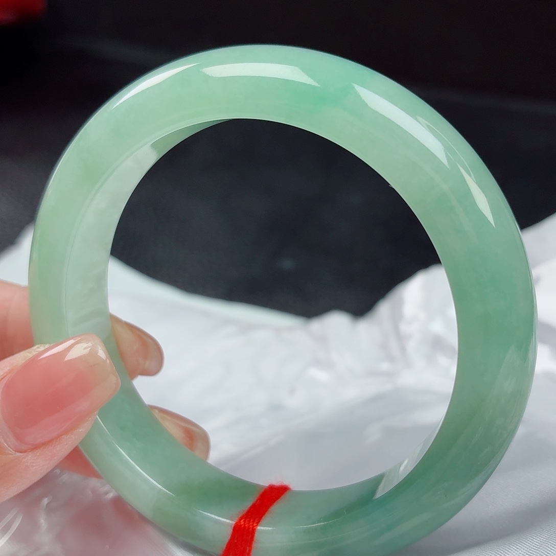 翡翠手镯未镶嵌56
