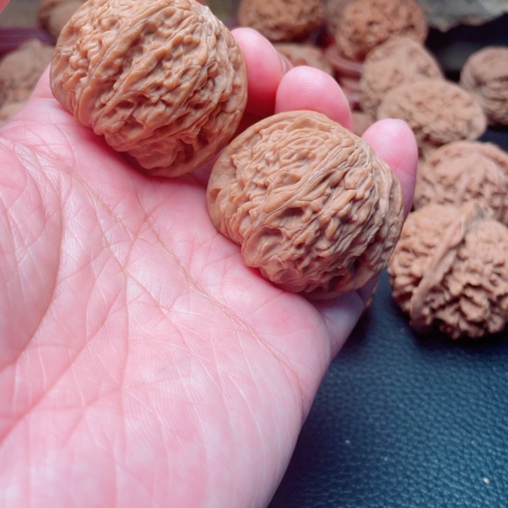 文玩核桃把件42山地磨盘