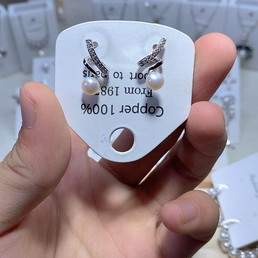 银S925镶嵌耳饰淡水珍珠