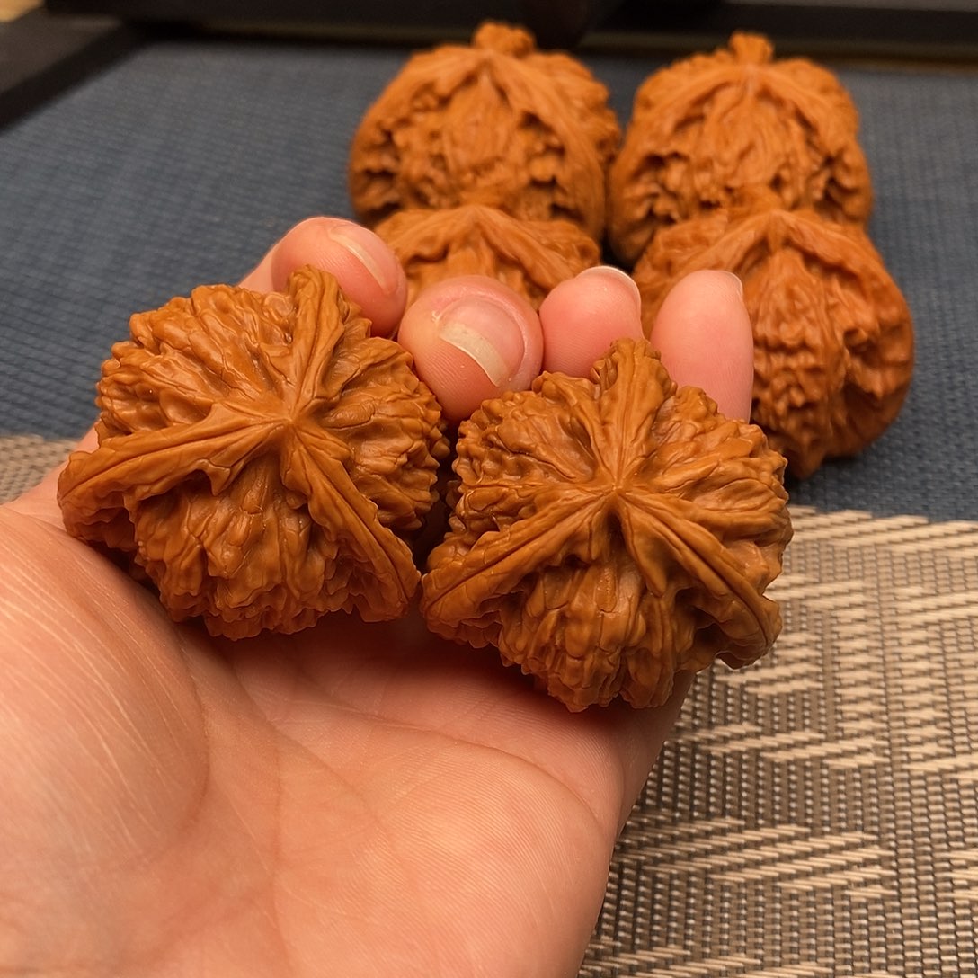 人***梦吊坠文玩核桃三棱