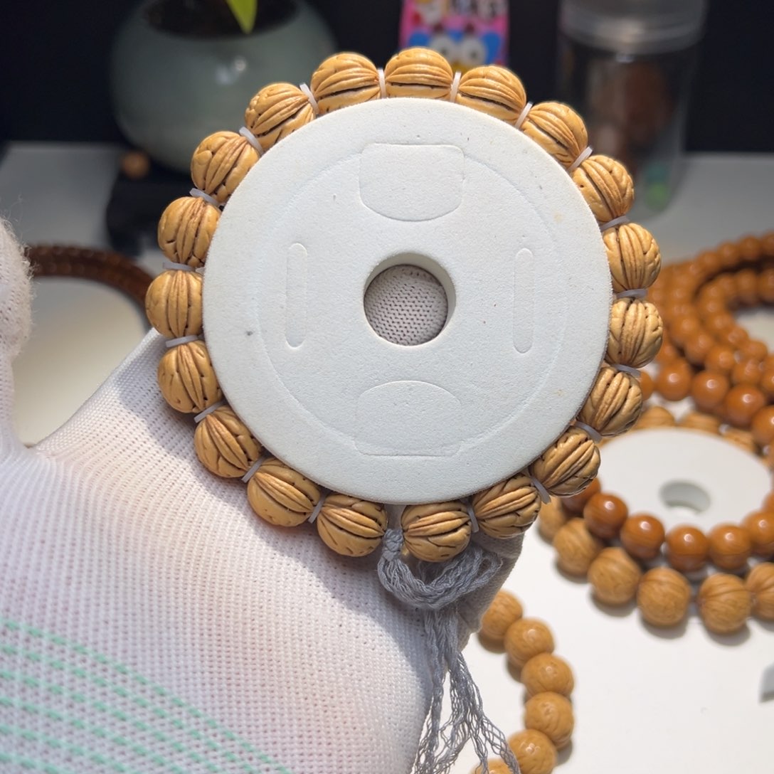 桃核手串盘锦肌肉