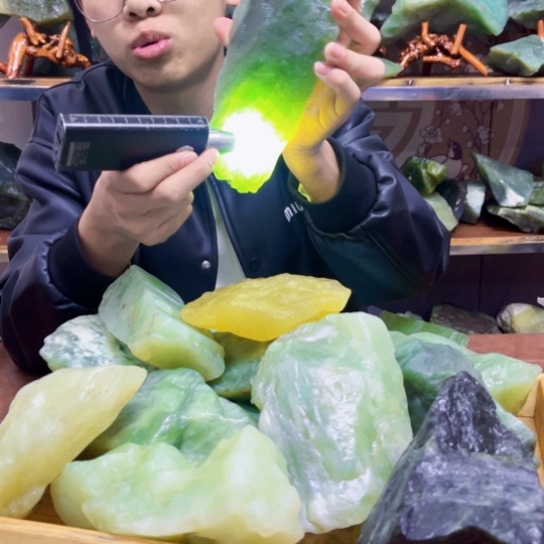 未镶嵌蛇纹石玉原石你****8