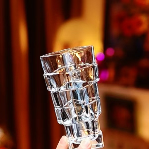 轻奢风高档冰块杯玻璃杯小众设计果汁杯桌面摆件