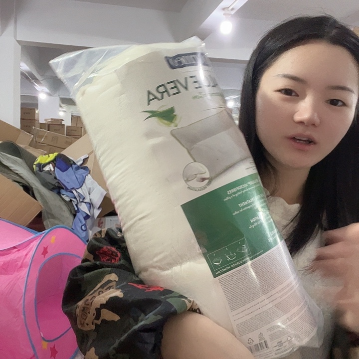 芦荟枕头啦啦啦啦啦