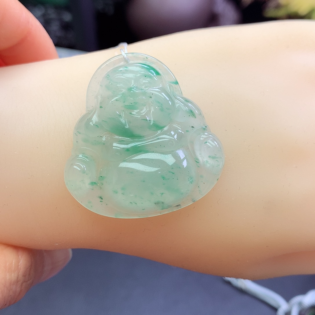 石英质玉颈饰未镶嵌
