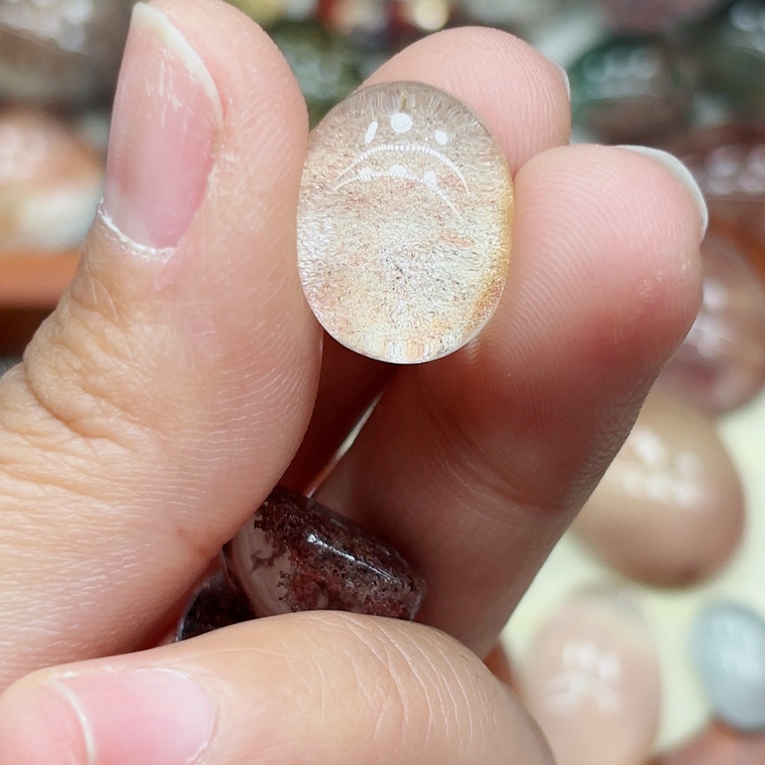 颈饰水晶未镶嵌水晶