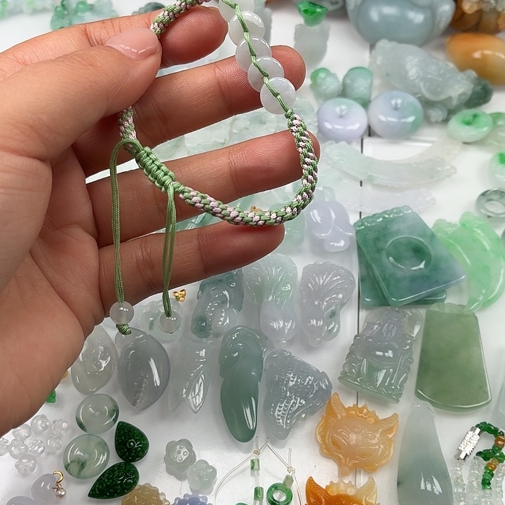 翡翠未镶嵌颈饰纯A