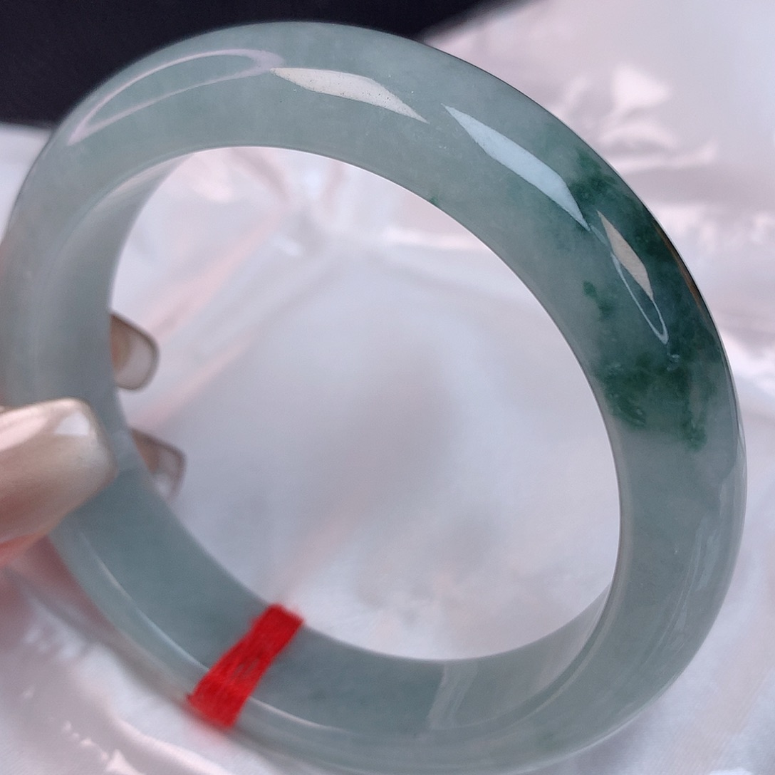 翡翠手镯未镶嵌安***?58