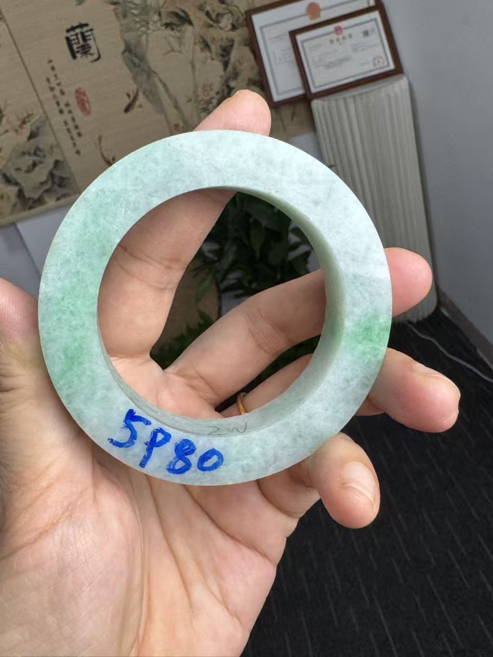 缅甸翡翠a货 果绿 