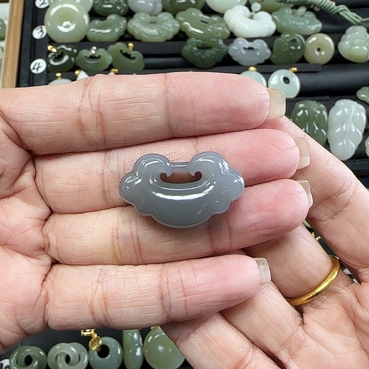 和田玉未镶嵌吊坠(不含链)