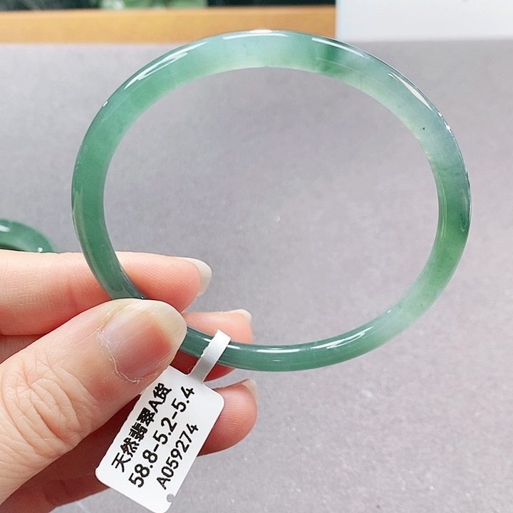 【闪购商品】翡翠手镯（圆镯）未镶嵌