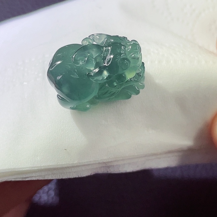 定制翡翠未镶嵌翡翠