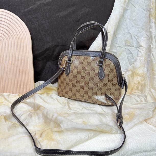 95新 GUCCI/古驰 老花贝壳手提斜挎包