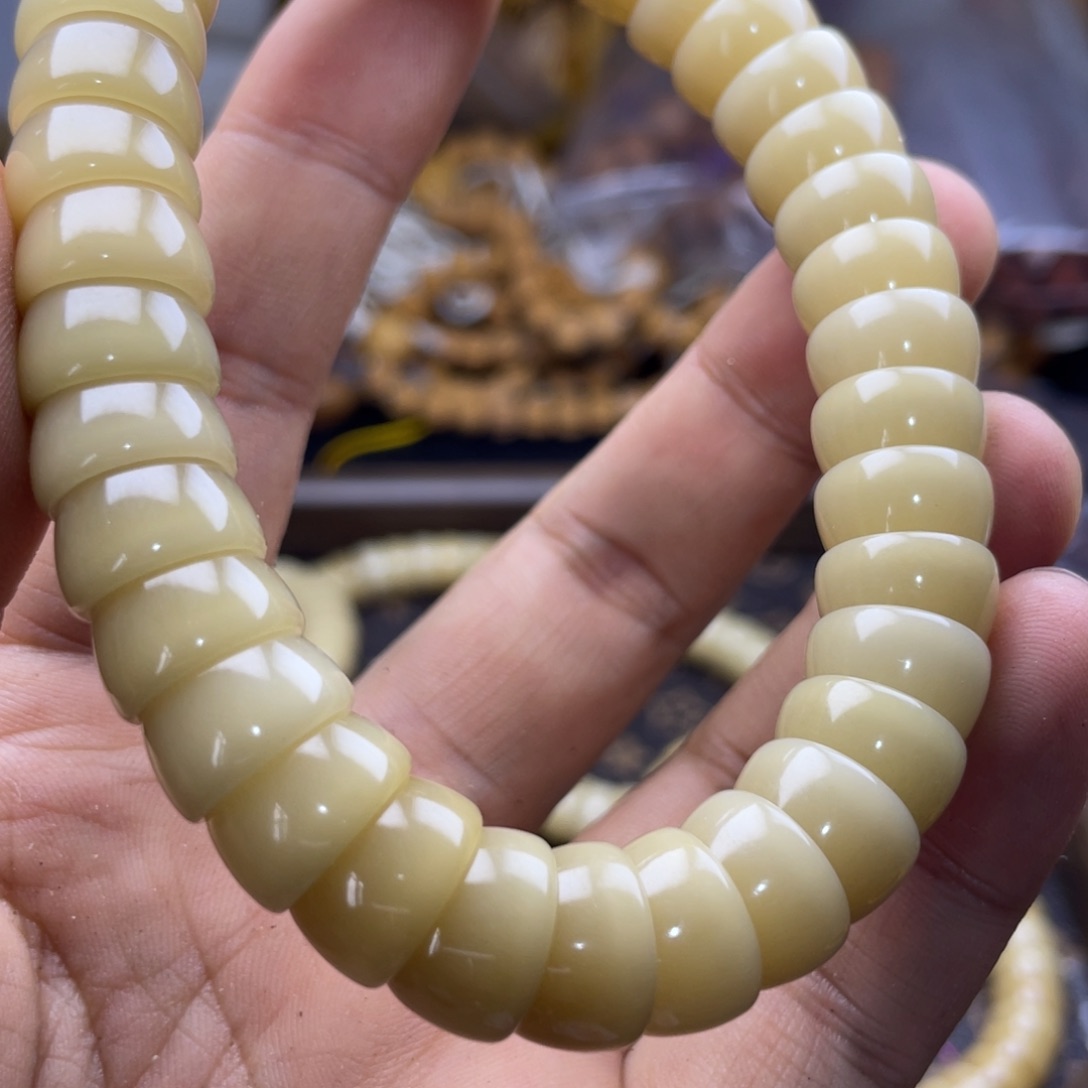 猴头核桃吊坠别忘咯