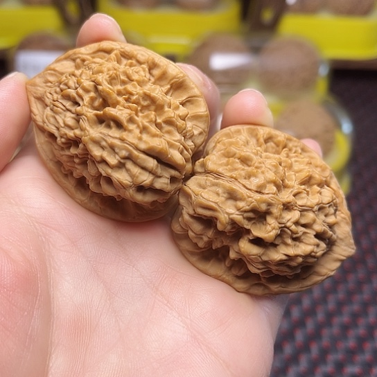 文玩核桃吊坠官帽