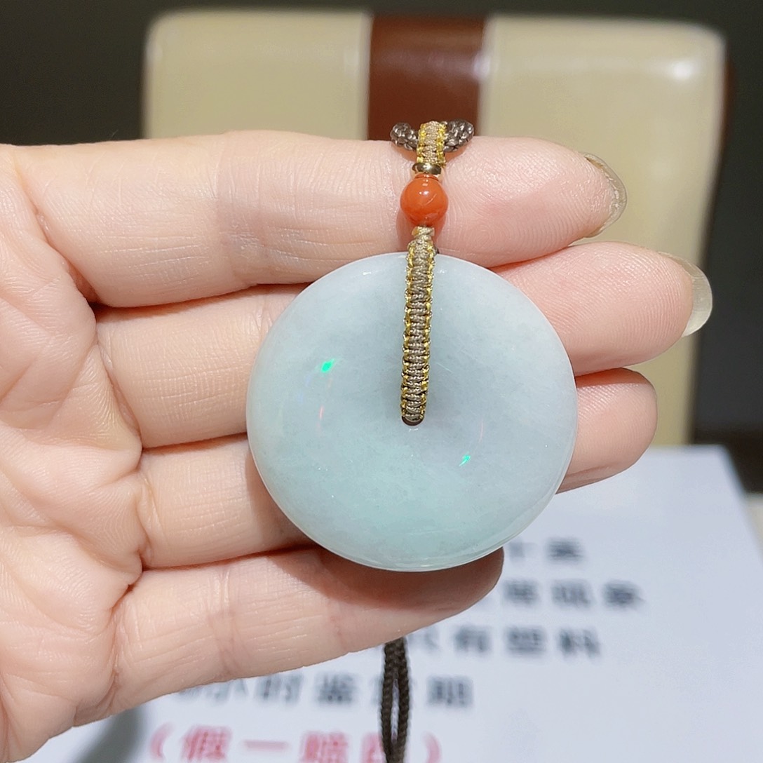 翡翠未镶嵌吊坠(赠链)A货平安扣