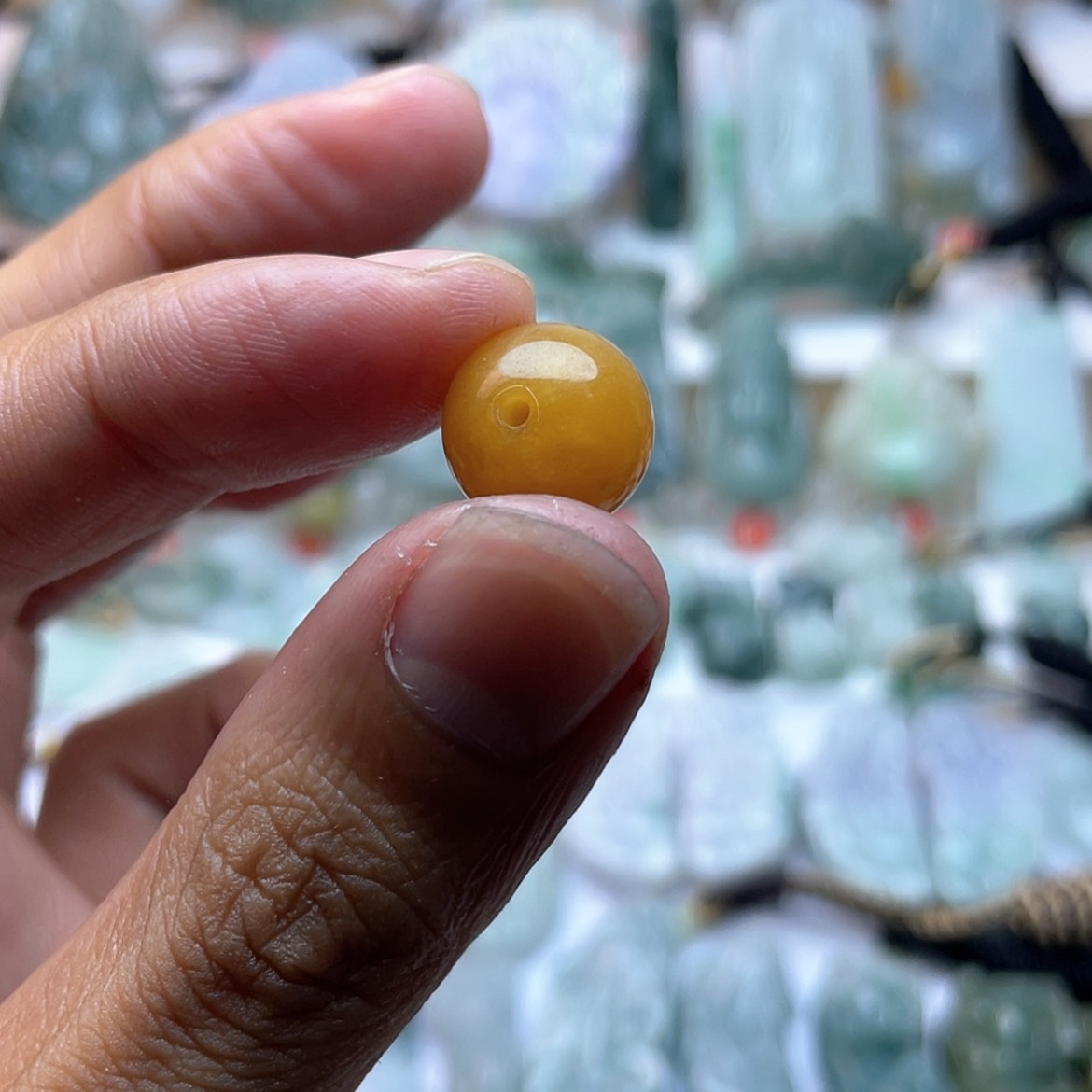 【闪购商品】颈饰未镶嵌翡翠珠子