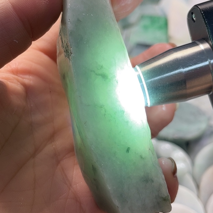 颈饰未镶嵌翡翠1