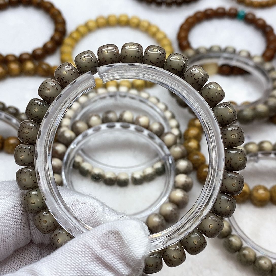 星月菩提吊坠r****n8小细星