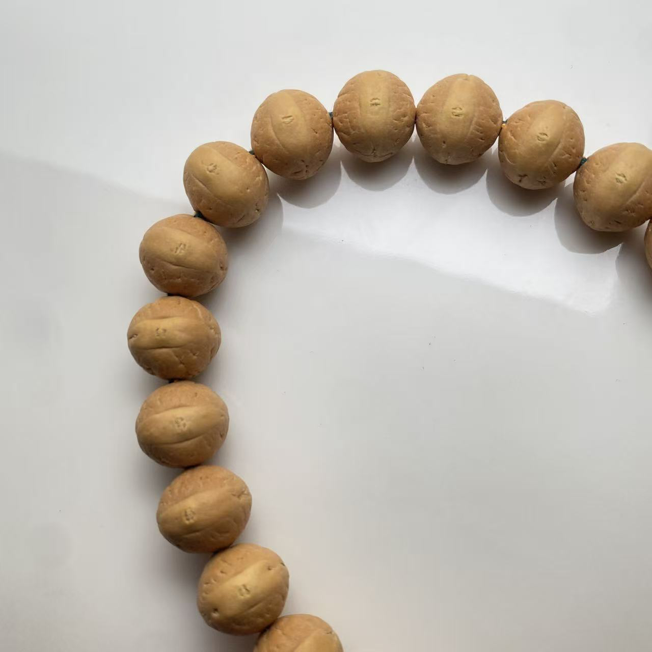 《初心》系列尺寸8.5 - 11.5mm尼泊尔同树籽，矮装飞碟凤眼菩提