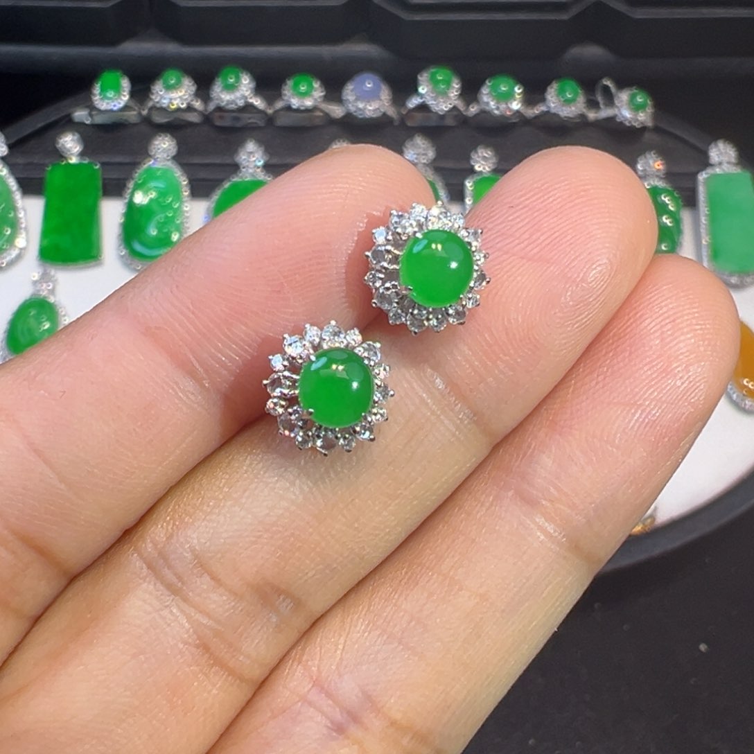 翡翠18K金镶嵌耳钉收到货48小时鉴赏期