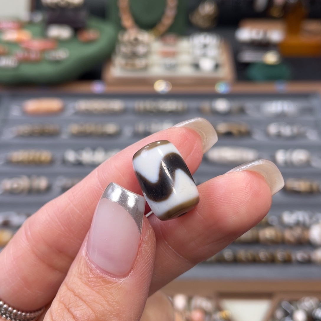 玛瑙/玉髓未镶嵌珠宝半成品