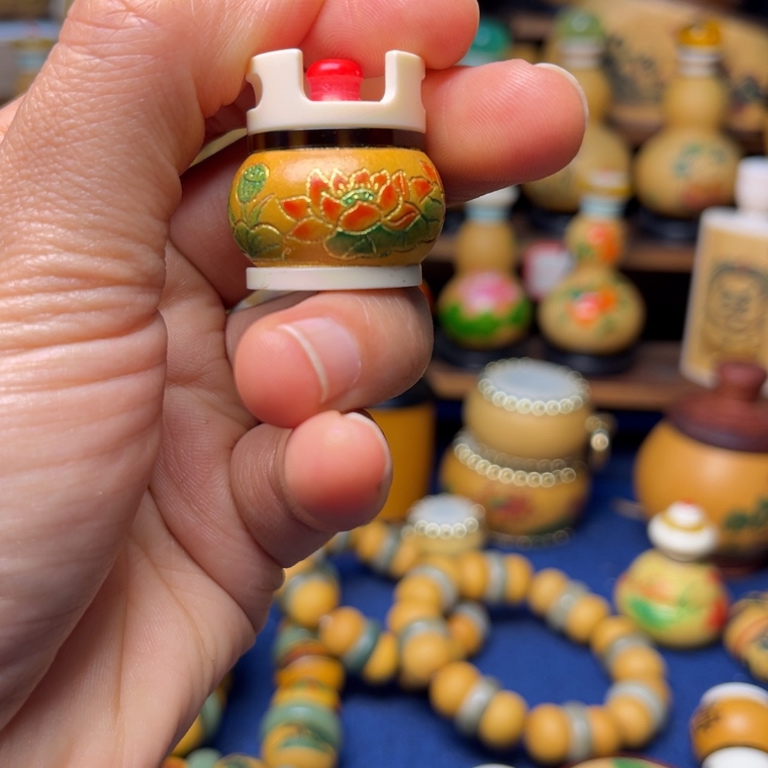 大叶紫檀（黑酸枝木类）