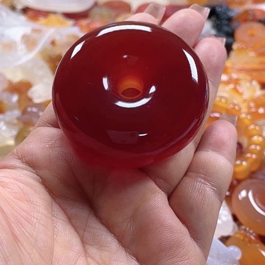 玛瑙/玉髓吊坠(赠链)未镶嵌?****由