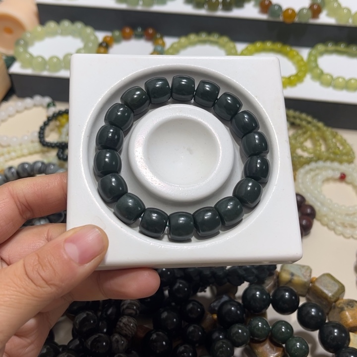 和田玉未镶嵌手链卡12