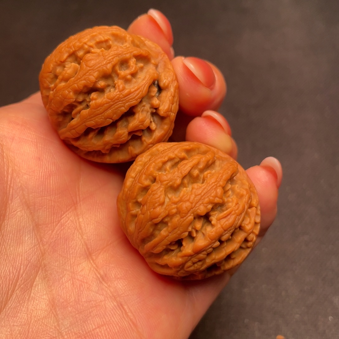 文玩核桃吊坠秦岭野生核桃