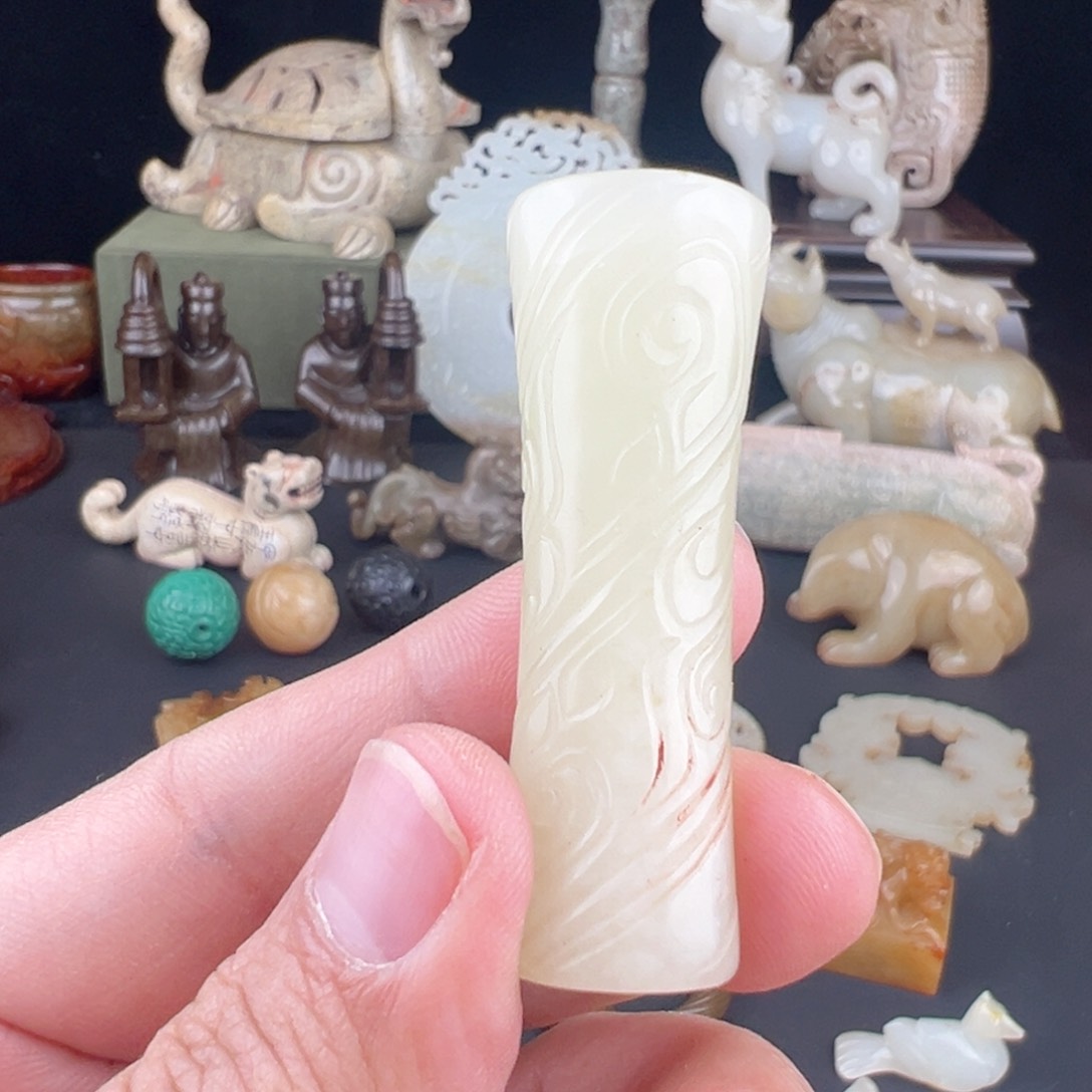 和田玉挂件未镶嵌好**荐