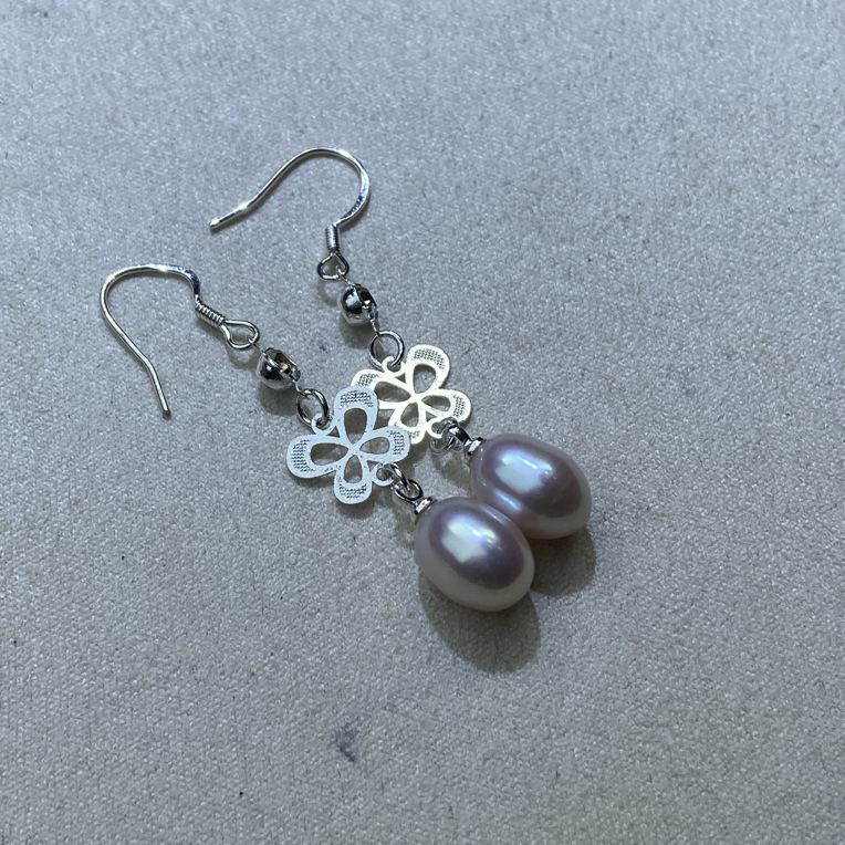 925银钩蝴蝶款珍珠耳坠时尚款