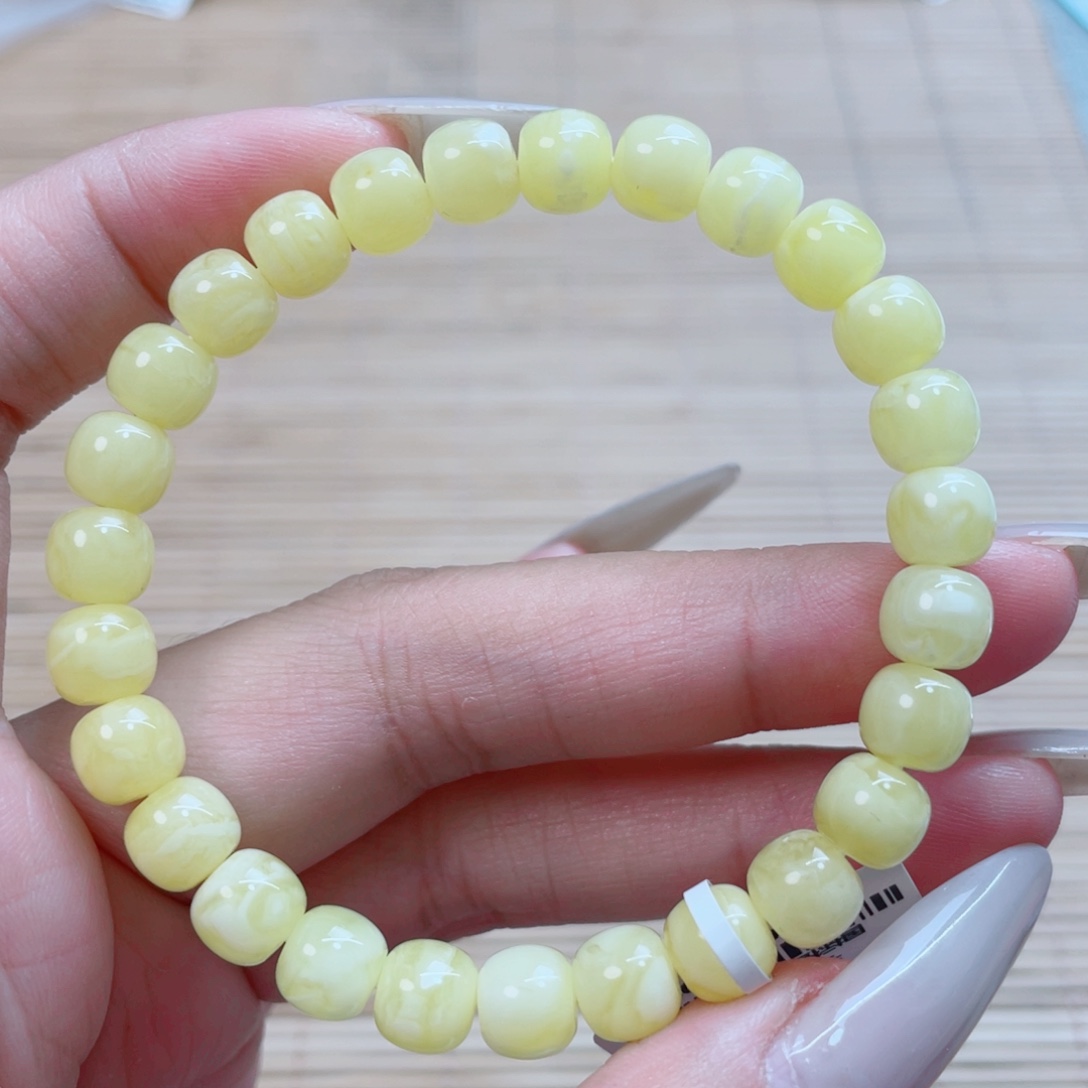 未镶嵌蜜蜡裸石蜜蜡