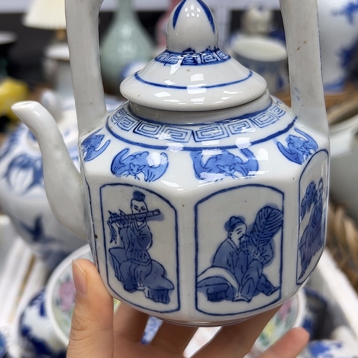 80年代提梁壶0088000000