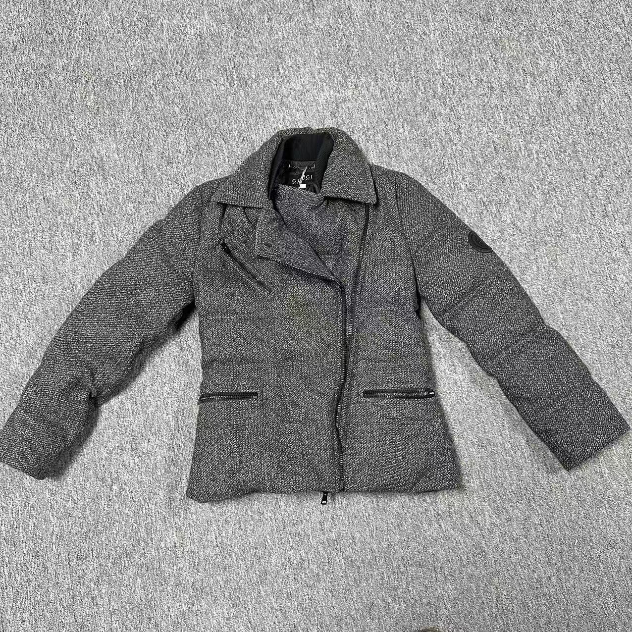 95新 GUCCI/古驰 38码/仔仔/无配件灰色短裤休闲时尚百外套 467