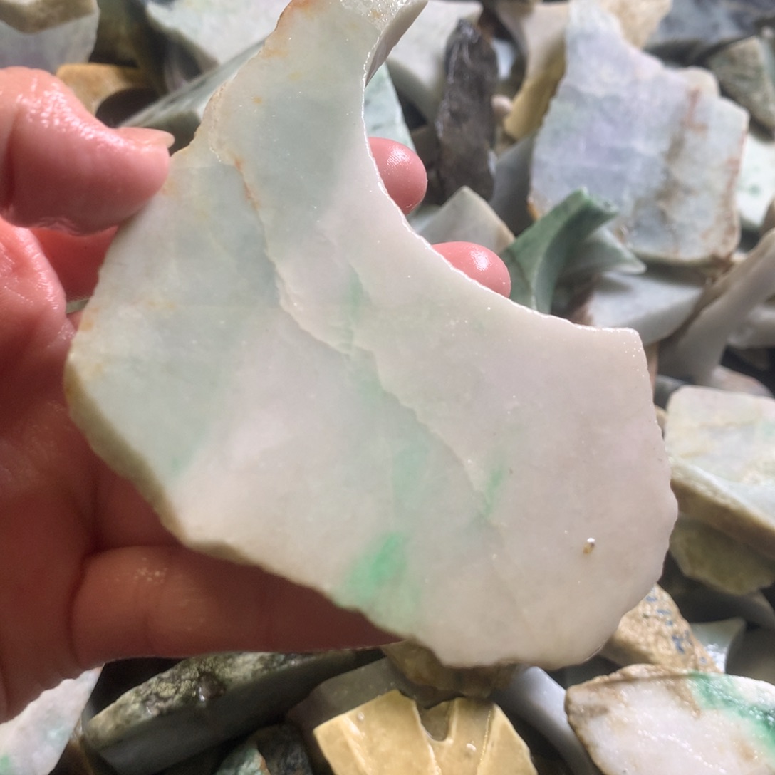 翡翠颈饰未镶嵌缅甸翡翠