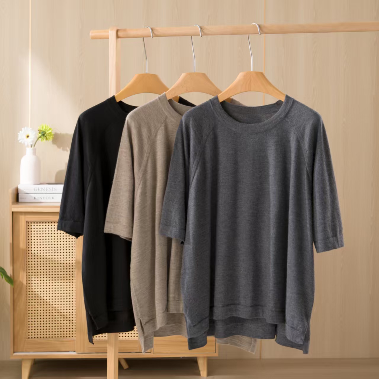 羊绒圆领衫半袖轻薄宽松针织短袖春夏套头纯色简约