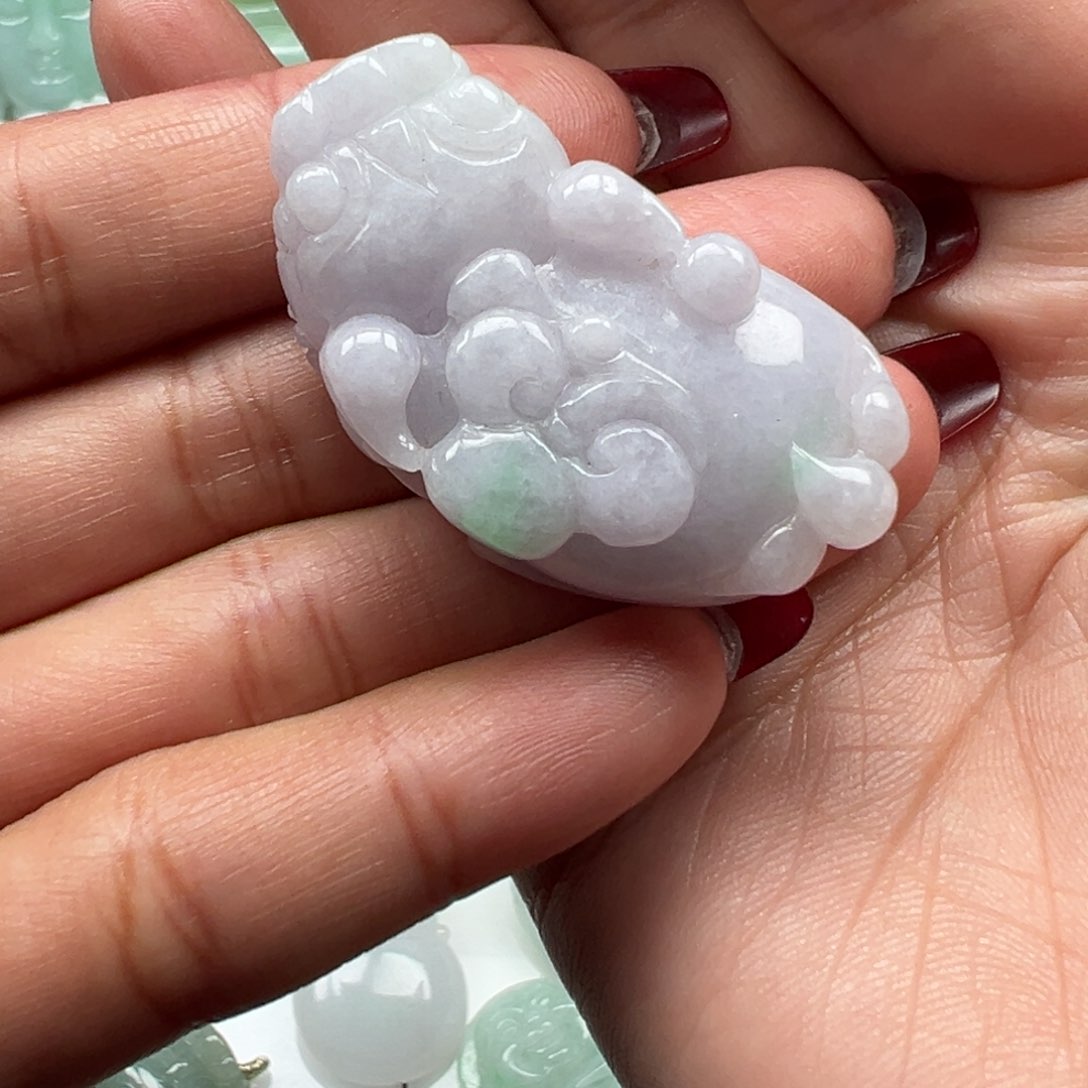 翡翠颈饰未镶嵌貔貅