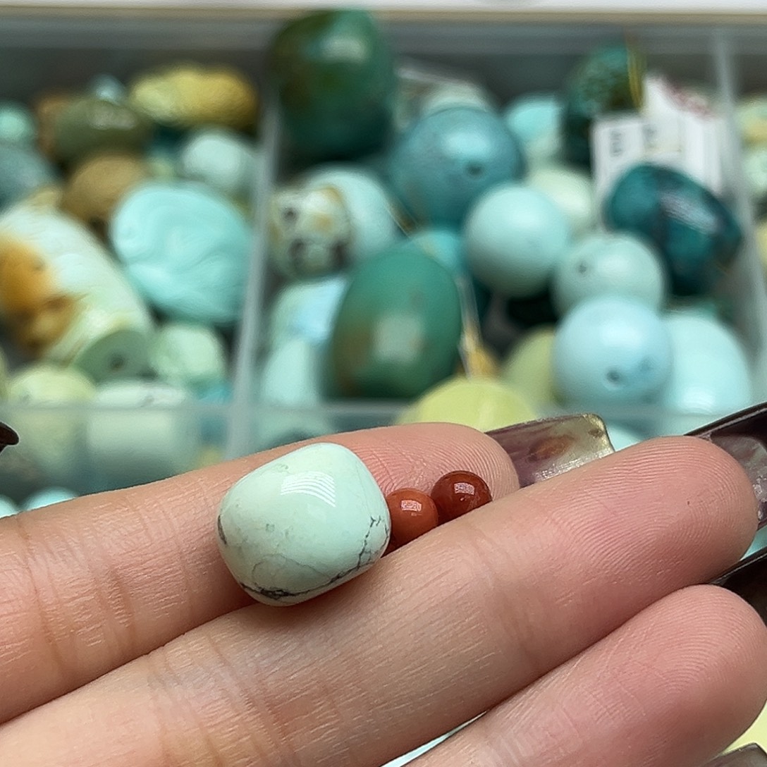 南红玛瑙未镶嵌珠宝奇石