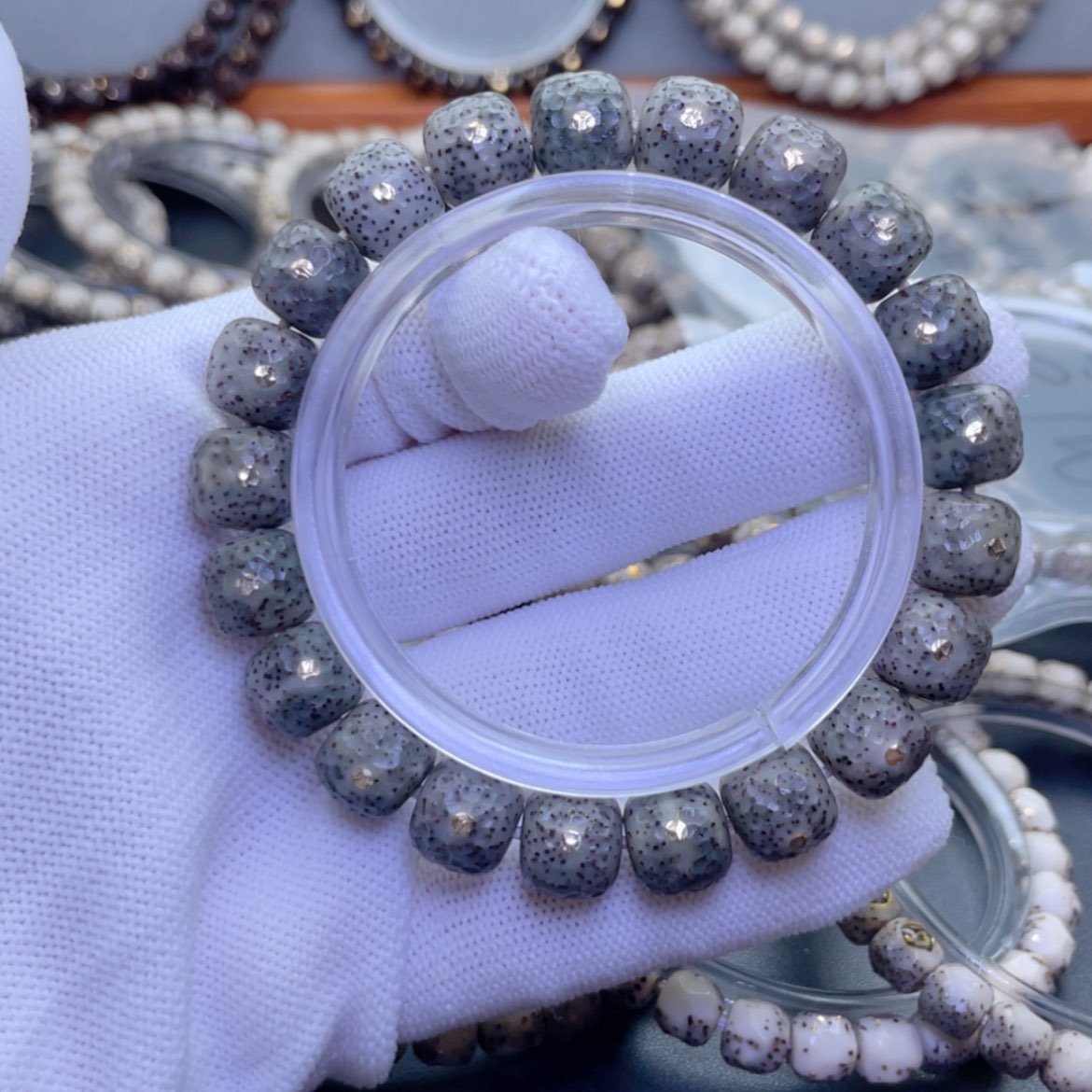 【闪购商品】星月菩提手串11改糯冰满钉龙鳞