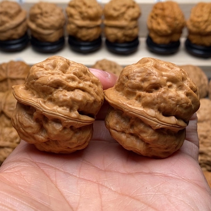 文玩核桃把件2…………………………