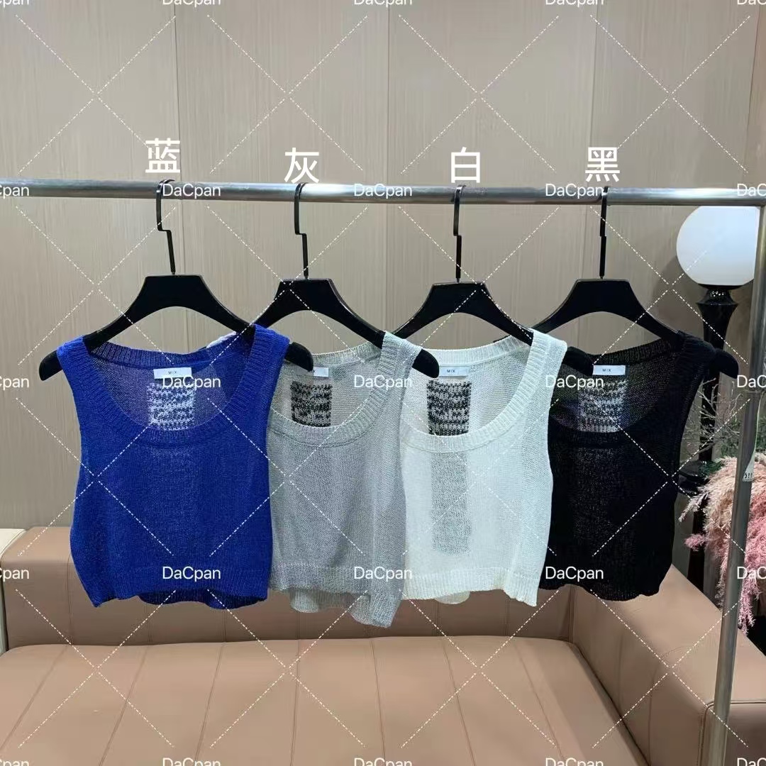 DACPAN-“独特潮派”后背字母针织背心上衣 2025/盼·PP 61269