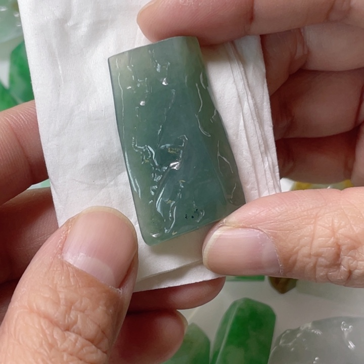 定制翡翠未镶嵌包工